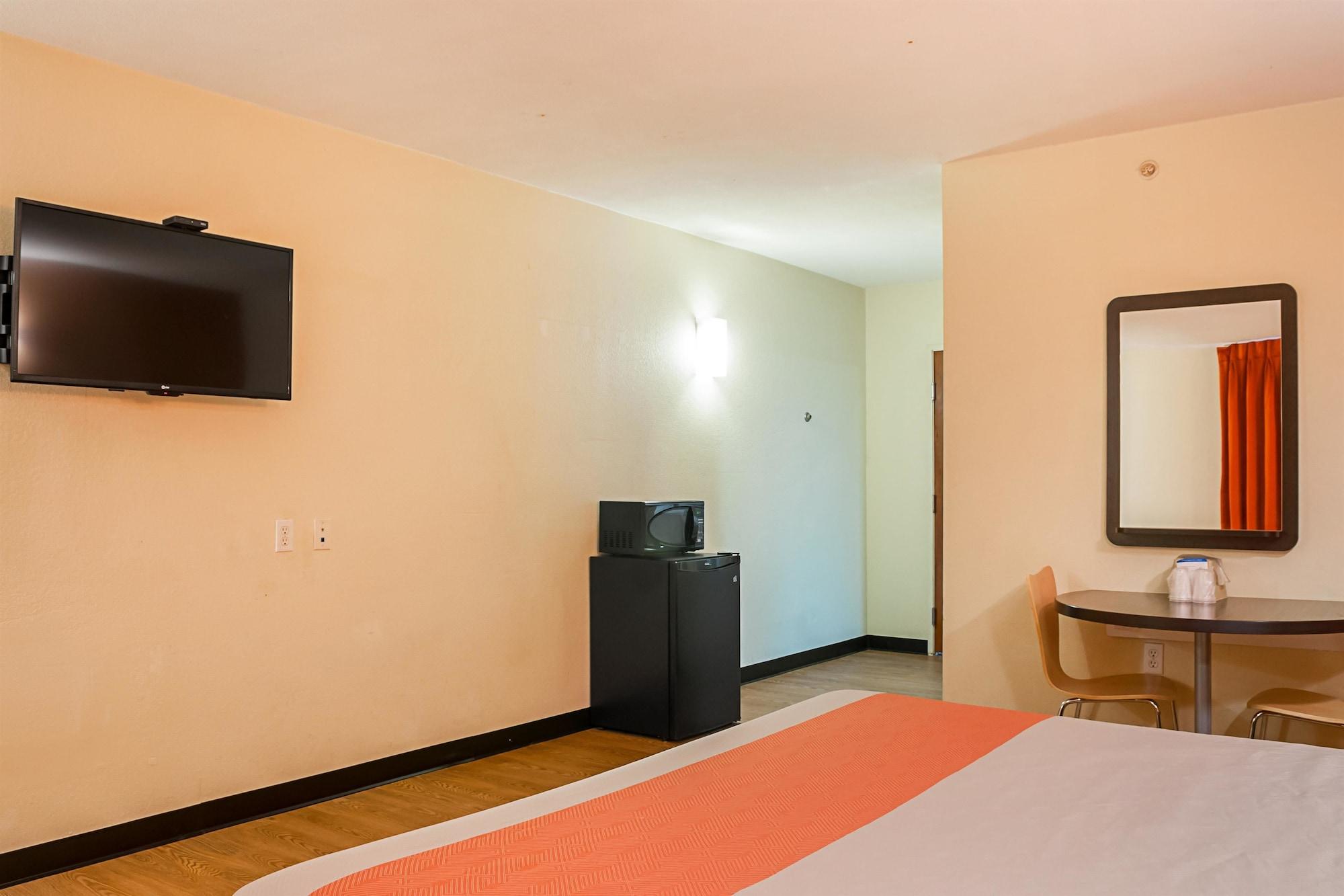 Motel 6-New Orleans, La - Near Downtown Екстериор снимка