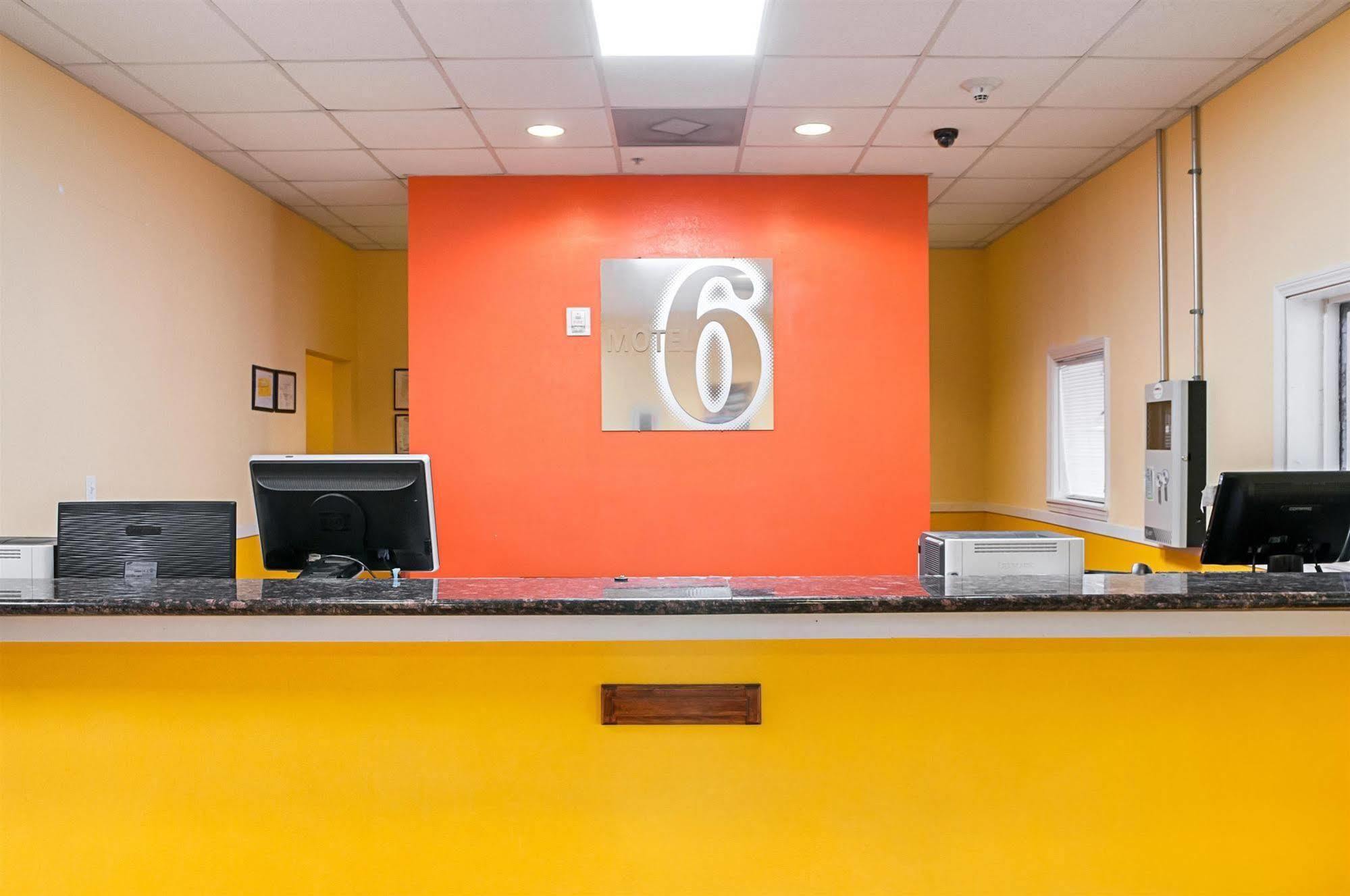 Motel 6-New Orleans, La - Near Downtown Екстериор снимка